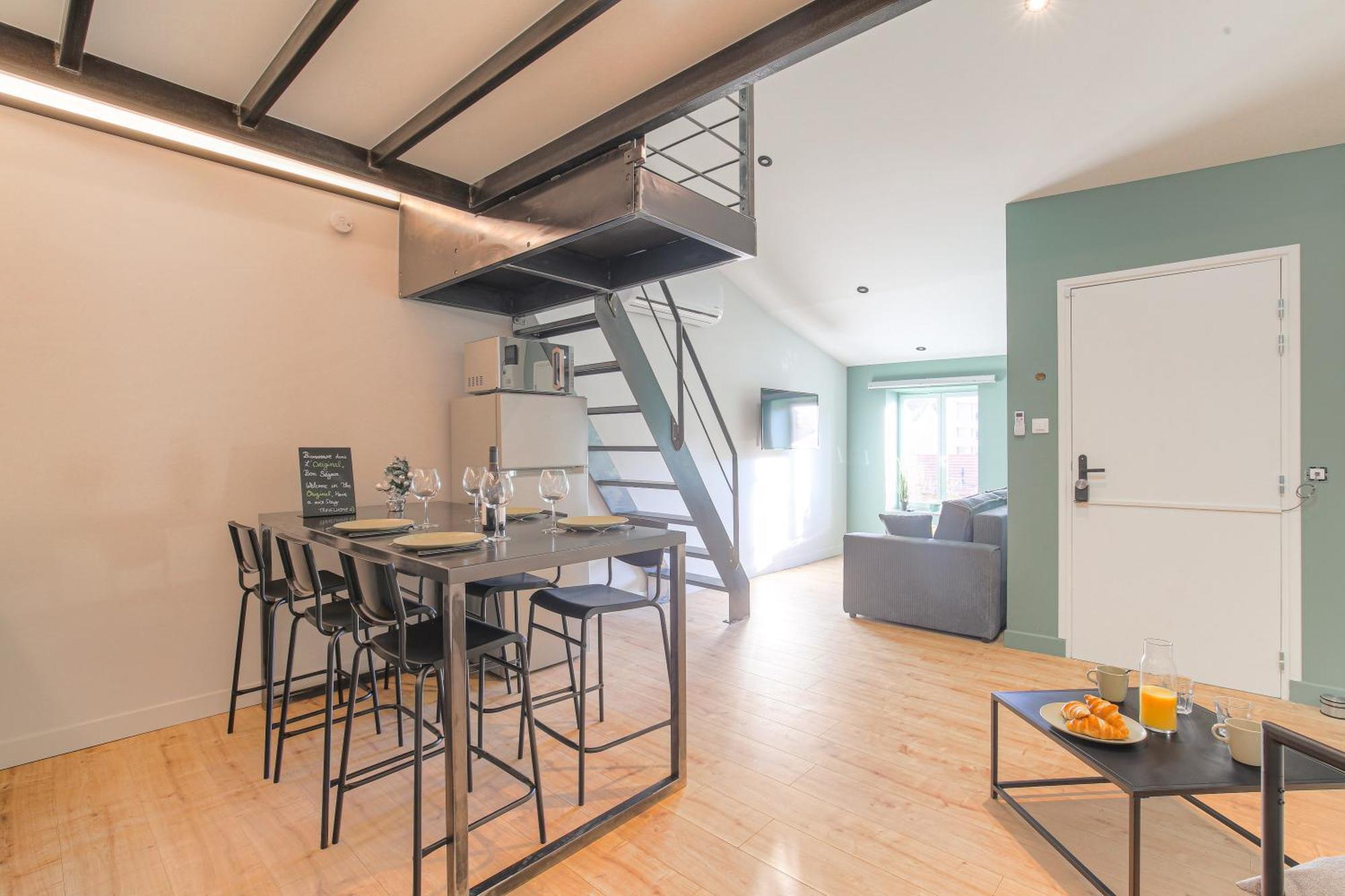 L Original - Travelhome - Free Wifi - 6 Travelers Villefranche-sur-Saone Exterior photo